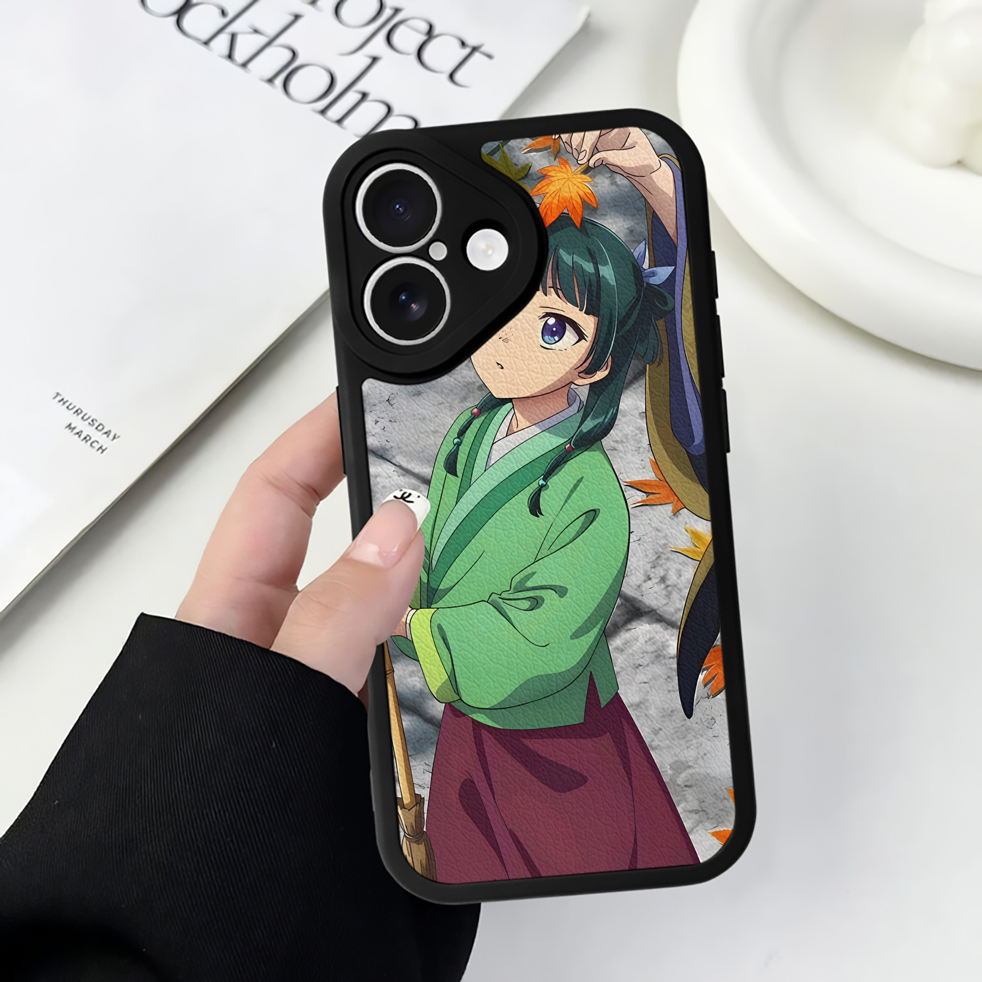 （画像用） 薬屋のひとりごと The Apothecary Diaries 【iPhone 16シリーズ対応】シリコンスマホケース（レザー調） 材質：シリコン
